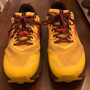 Brooks Cascadia 16 Size 11